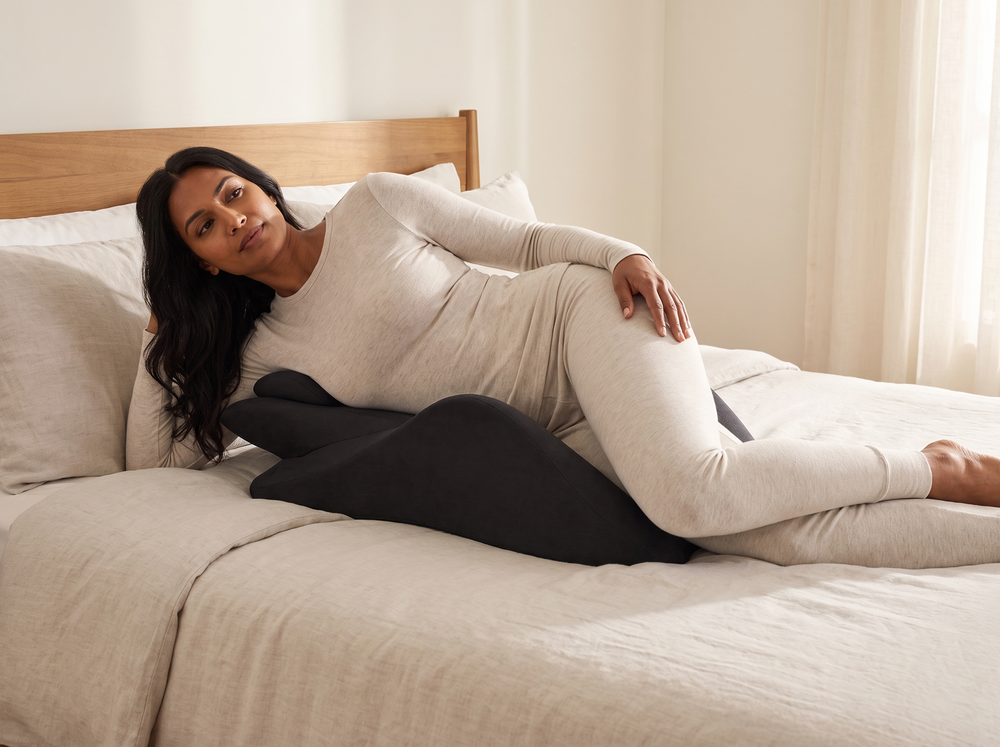The Embrace positioning pillow supporting the hip in a side-lying position
